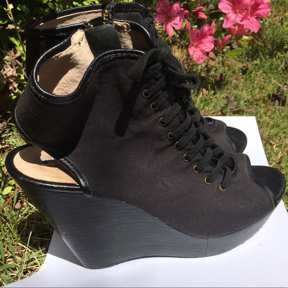 Black Lace Up Steve Madden Wedges
